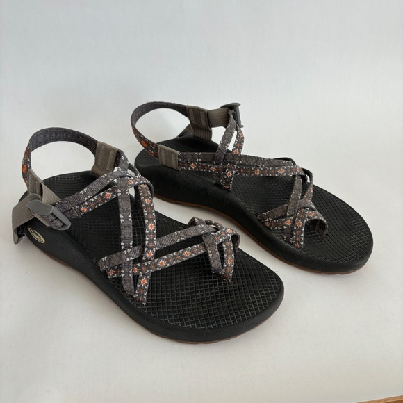 Chaco Women's Brown Orange Pattern casual Zx 2 Classic Sandals Size 10 - Picture 2 of 8
